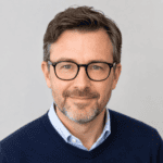 Oliver Bennett, Website Builder & Small Business Tech Expert